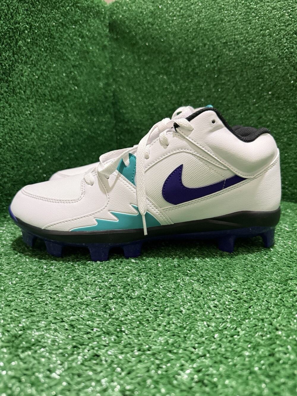 Air Jordan Stadium 90 Low Cleat Grape Baseball Cleats HQ0211-105 Men's Size 10